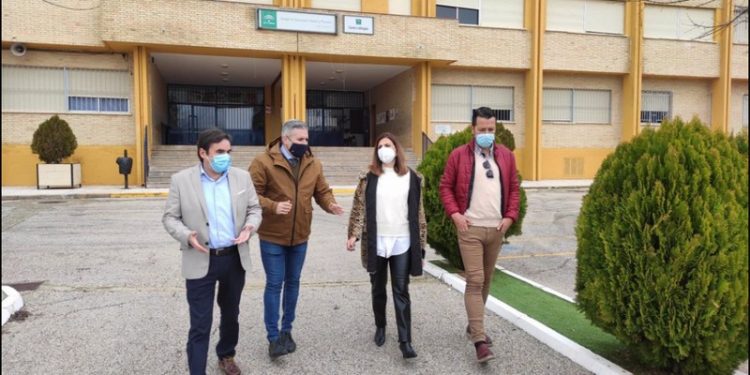 visita delegado educacion colegio porcuna