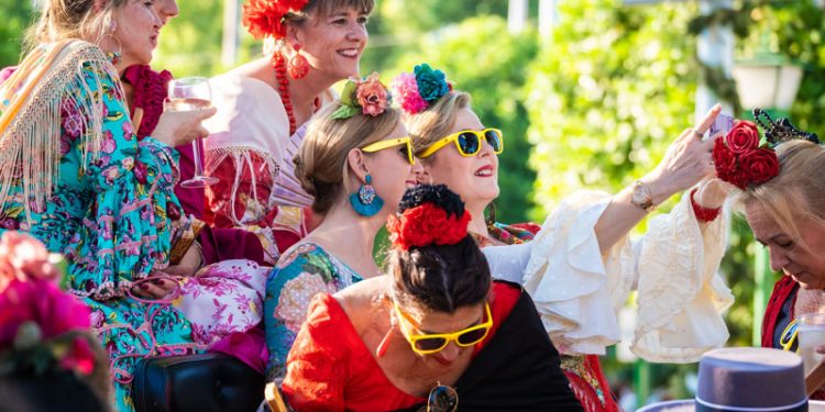 La Feria de Sevilla encara su recta final tras una nueva jornada de gran afluencia al Real