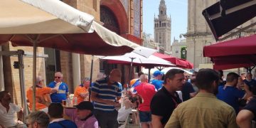 La resaca de la final de la UEFA en Sevilla crea división de opiniones