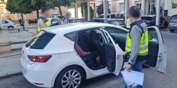 El detenido por matar a su expareja en Sevilla la estranguló tras una discusión y le quitó 5.250 euros