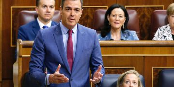 El Gobierno de España rebajará el IVA de la luz del 10% al 5%