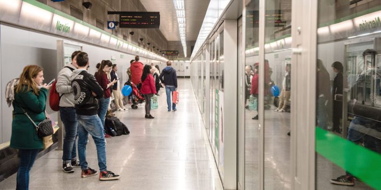 Muñoz anuncia que en las próximas semanas se abordará el cronograma de la línea 3 del Metro de Sevilla