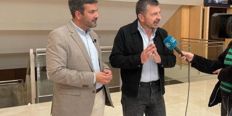 El PP acusa al PSOE de lanzar «bulos» sobre la sanidad