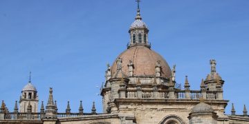 Jerez se levanta contra los apartamentos turísticos