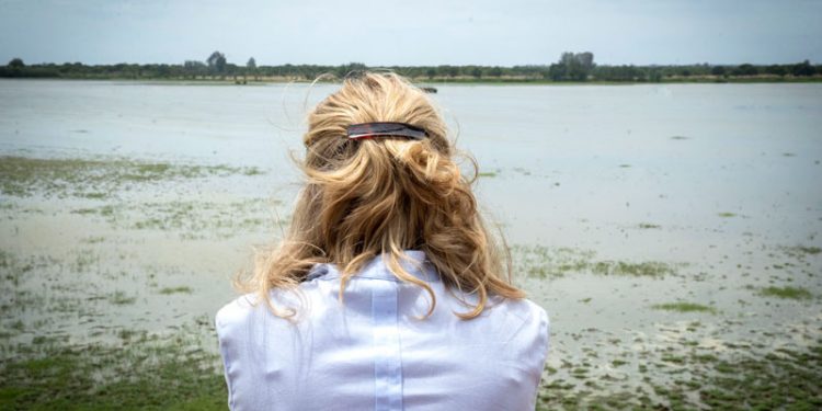 Yolanda Díaz, en Doñana: «Ser un potencial verde en Europa o convertirnos en un desierto. Eso es lo que nos jugamos el próximo mes»