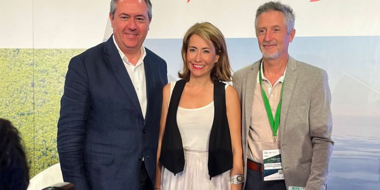Raquel Sánchez defiende en Sevilla convertir España en un referente mundial de la movilidad sostenible