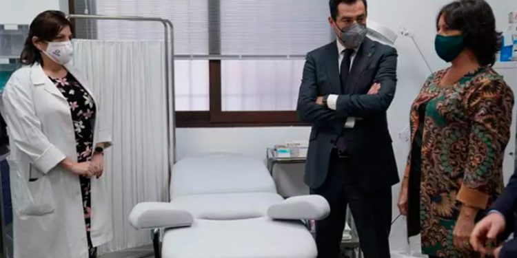 juanma moreno inauguracion centro de salud jimena