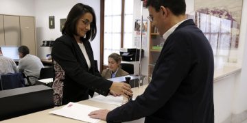 Jiménez insta a Moreno a tener los “arrestos” necesarios para enfrentarse a Feijóo y Ayuso