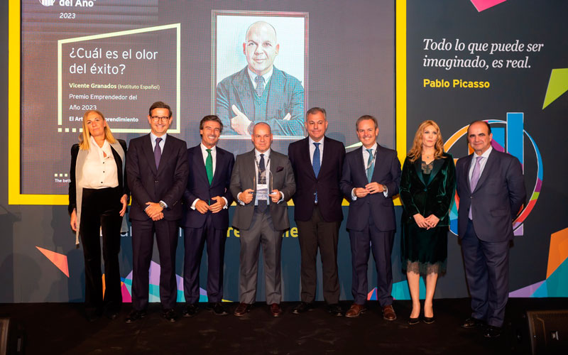 Vicente Granados, CEO de Instituto Español, se alza con el XXVII Premio Emprendedor del Año de EY por Andalucía, Extremadura, Ceuta y Melilla