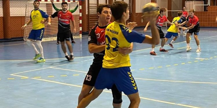 Moguer acoge la fase final de Andalucía de balonmano