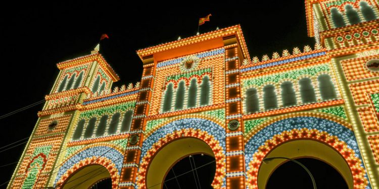 La Feria de Sevilla concluye como «la más multitudinaria de la historia»