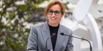 Sanidad convoca a las comunidades para abordar las necesidades en el periodo estival