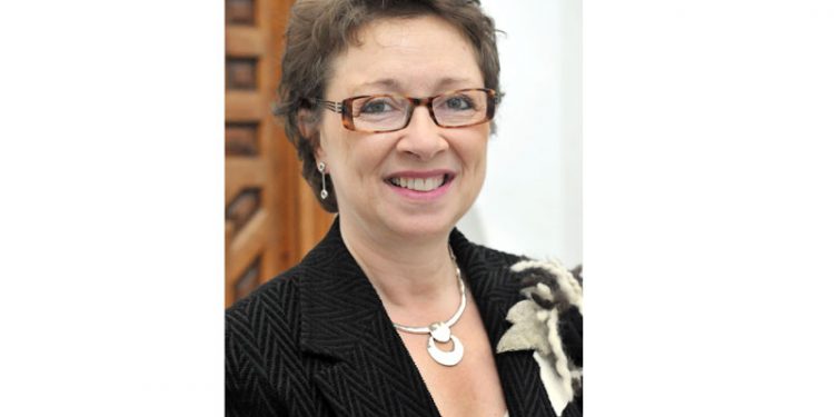 La ex consejera Martínez Aguayo sale de la cárcel