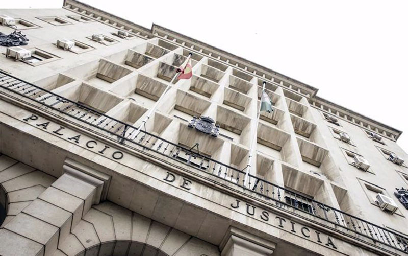 Una jueza de Sevilla ordena localizar a Vito Quiles, investigado por injurias