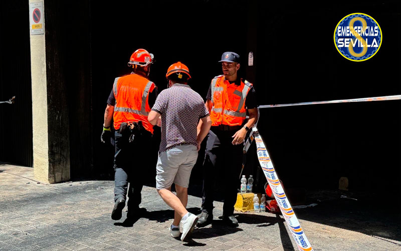 De la Rosa: «A los vecinos de Pino Montano no les va a faltar de nada»