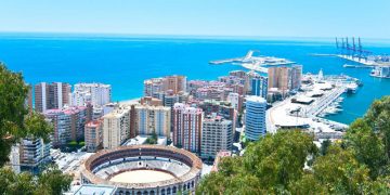 El Gobierno de España propone en Málaga las soluciones para perseguir los pisos turísticos ilegales