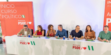 Montero acusa desde Sevilla al PP de comprar «el discurso de la ultraderecha» con la inmigración