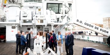 El mayor buque oceanográfico de España ve la luz en Cádiz