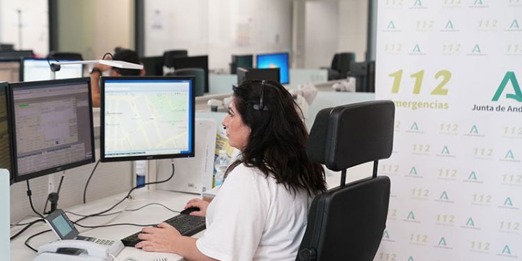 Incendio en Lucena del Puerto con un centenar de chabolas afectadas