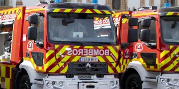 Un choque frontal entre dos vehículos deja un fallecido y seis heridos en Luque