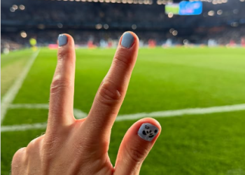 El celtismo responde con uñas pintadas a la homofobia.